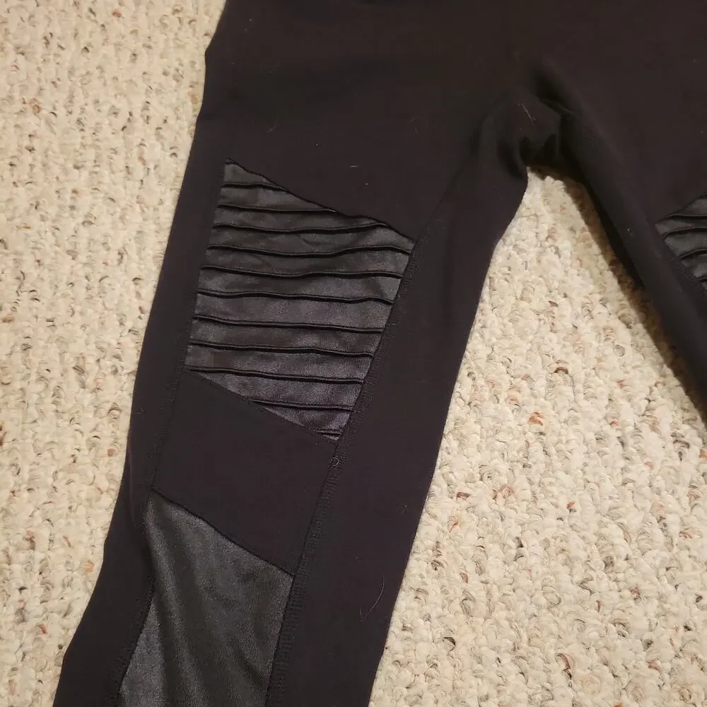 Alo Yoga Women’s High-Waist Mesh Black Moto Leggings Active Yoga Gym Size XS
